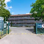 Hotel Kyriad 3*