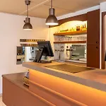 Szálloda Kyriad Digne-Les-Bains