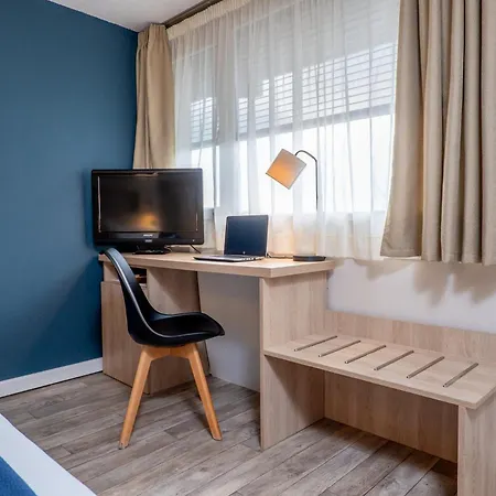 Kyriad Hotel