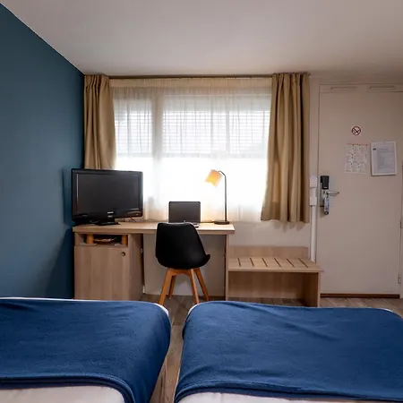 Kyriad 3* ديني-ليه-بان