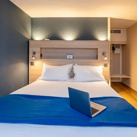 كيرياد لي بينز 3* ديني-ليه-بان