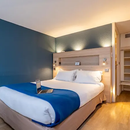 Kyriad Hotel